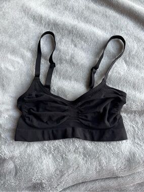 SKIMS NWOT Black Seamless Sculpt Bralette with Adjustable Straps - S/M
